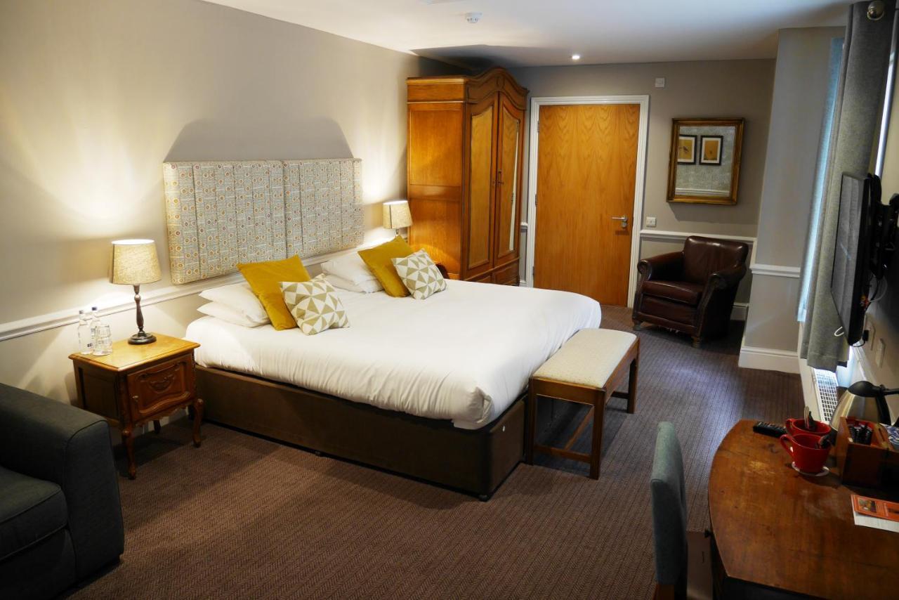 The Fleece Hotel Witney Eksteriør billede
