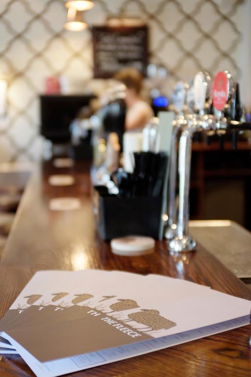 The Fleece Hotel Witney Eksteriør billede
