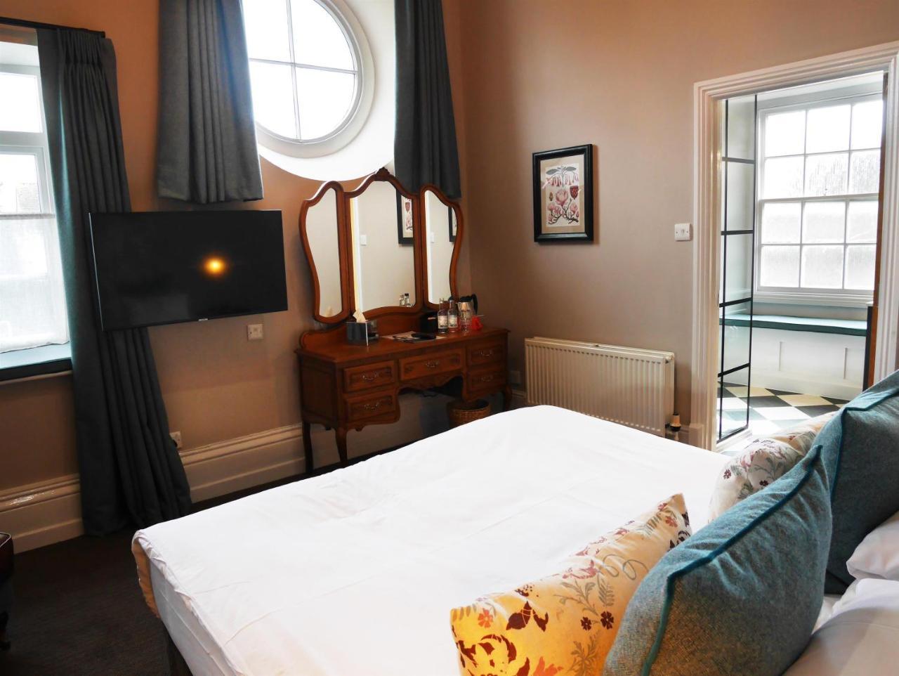 The Fleece Hotel Witney Eksteriør billede