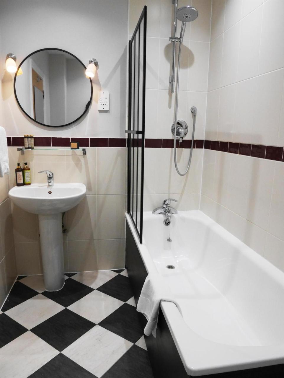 The Fleece Hotel Witney Eksteriør billede